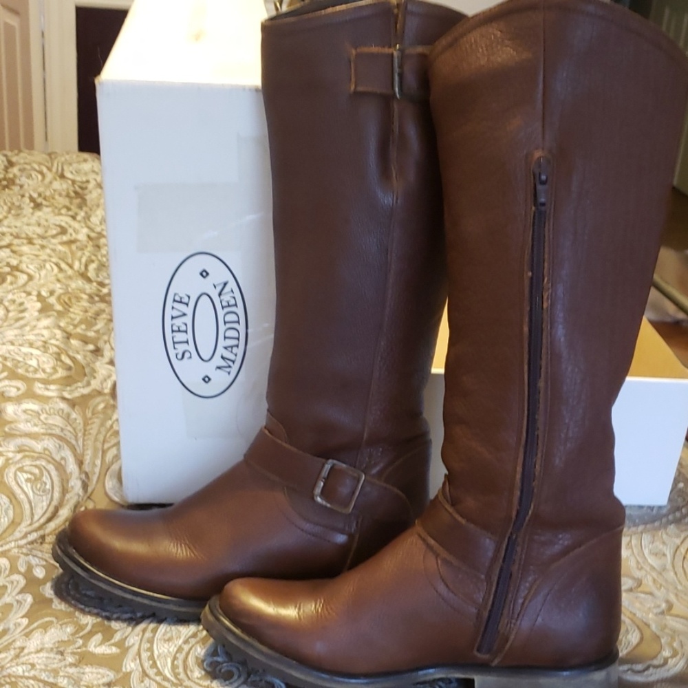 Steve Madden boots
